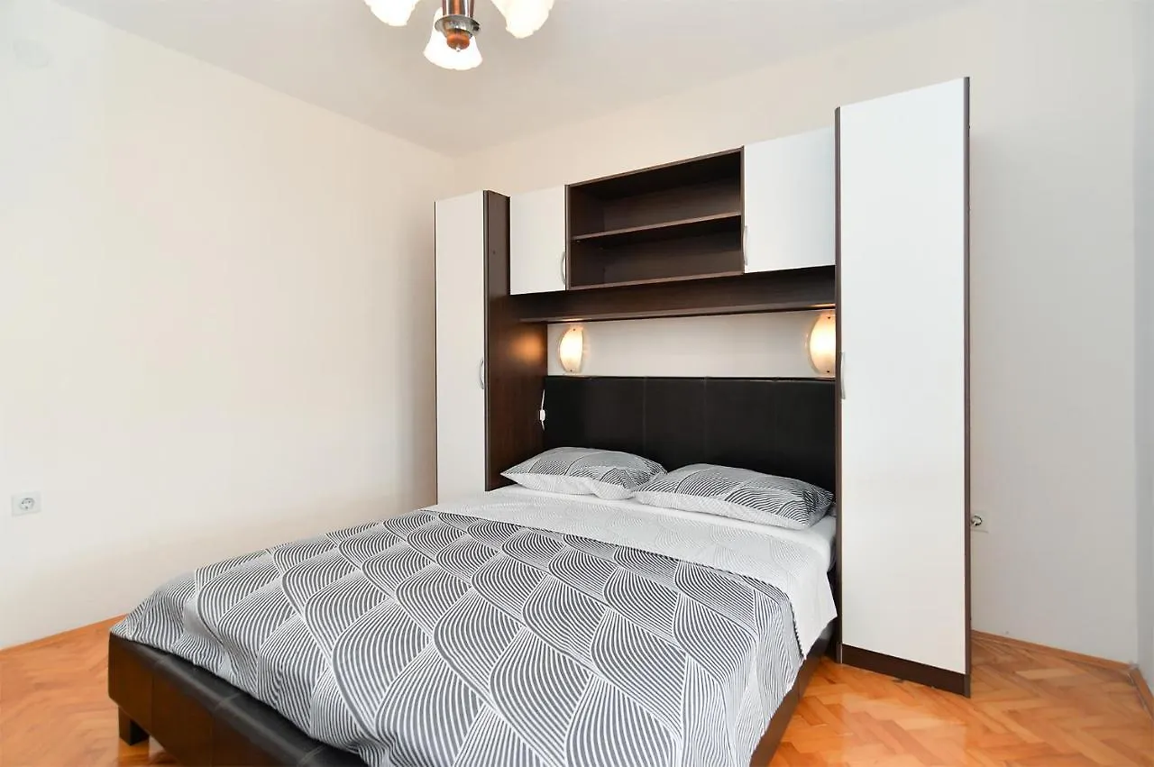 פולה Apartments Aleksandra 43