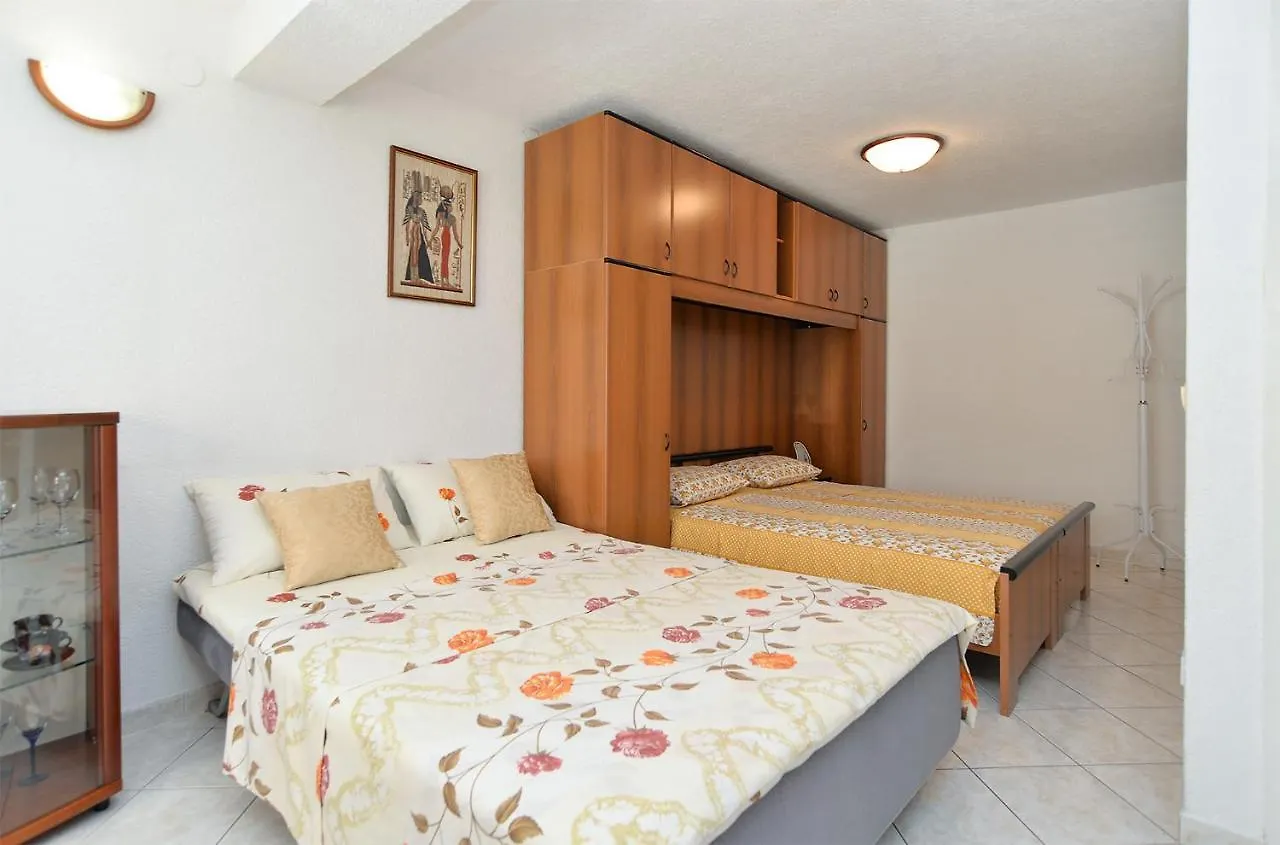 Apartments Aleksandra 43 Pula