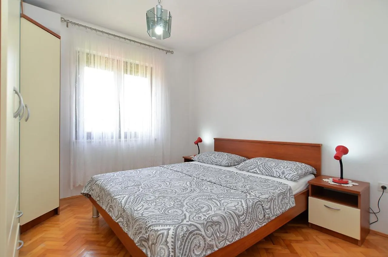 Apartments Aleksandra 43 Pula