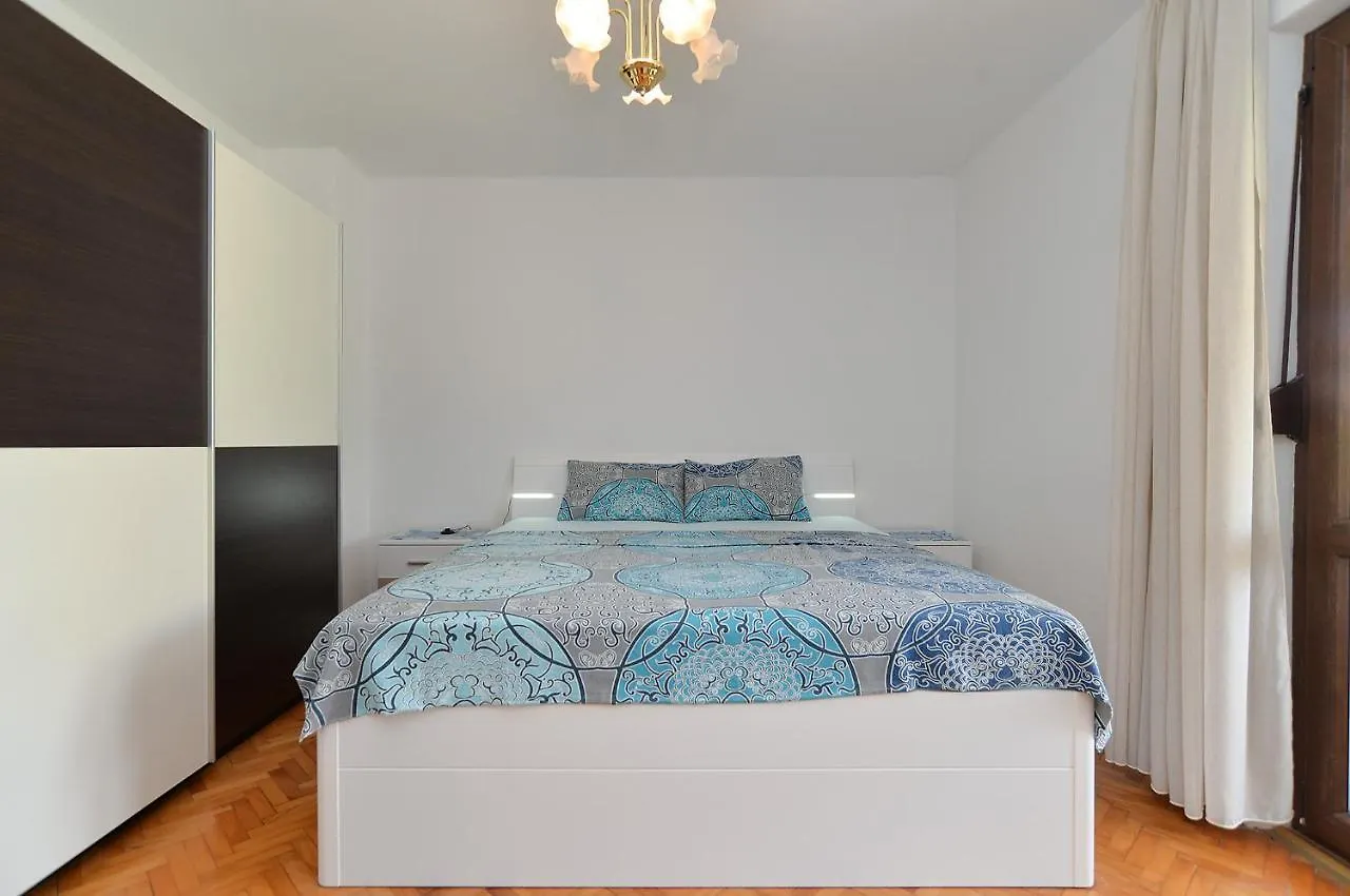 Apartments Aleksandra 43 Pula 0*,  Croatia