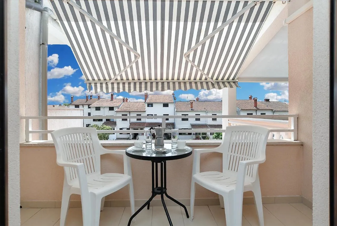 Apartments Aleksandra 43 Pula 0*,  Croatia