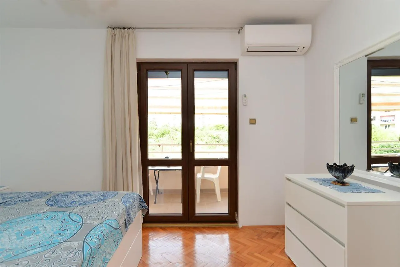 Apartments Aleksandra 43 Pula