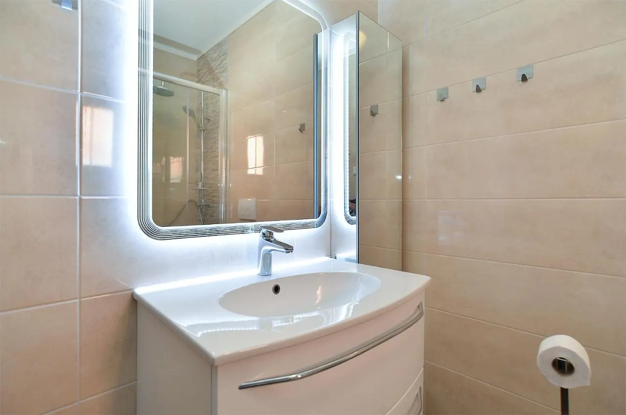 Apartments Aleksandra 43 Pula 0*,  Croatia
