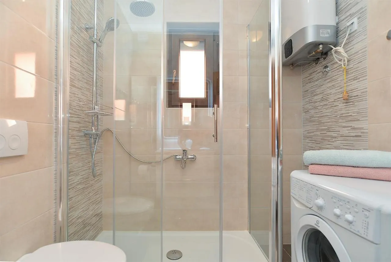 Apartments Aleksandra 43 Pula